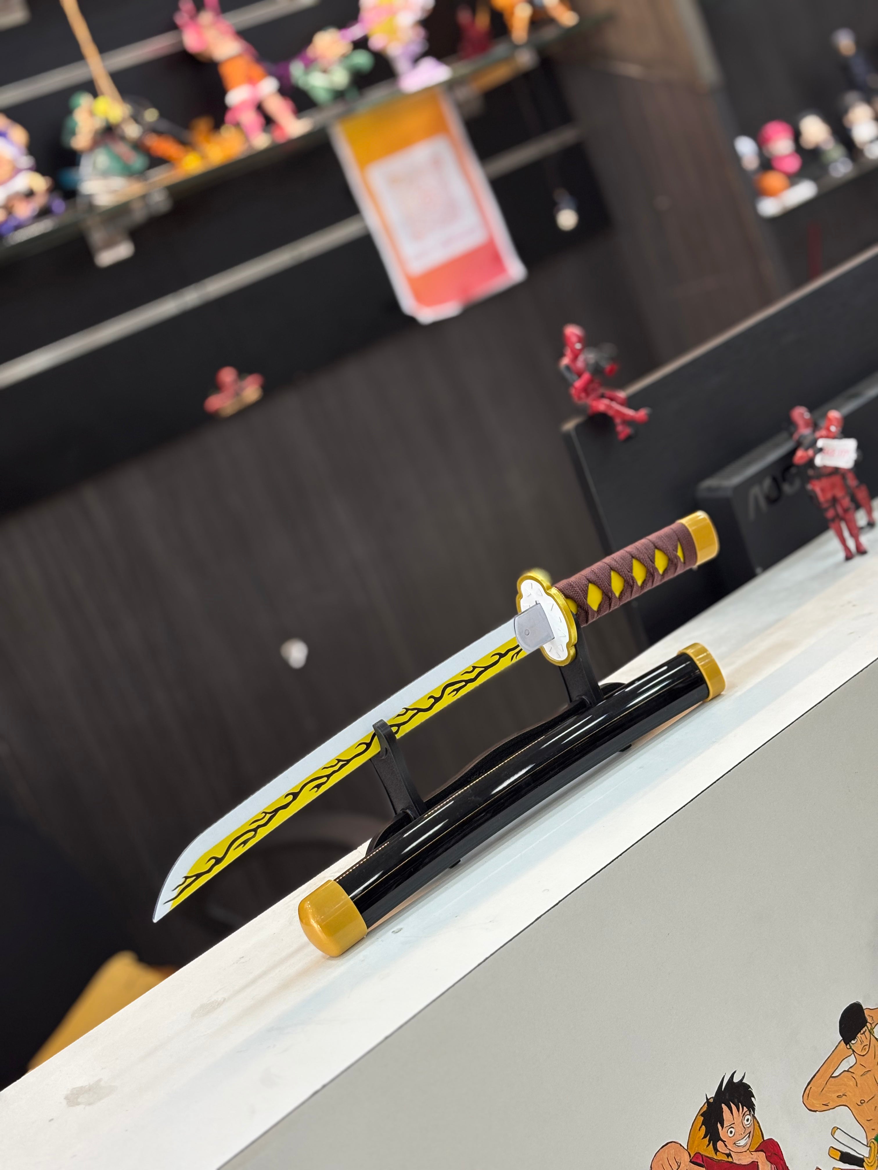 kaigoku 45 cm wooden katana including stand