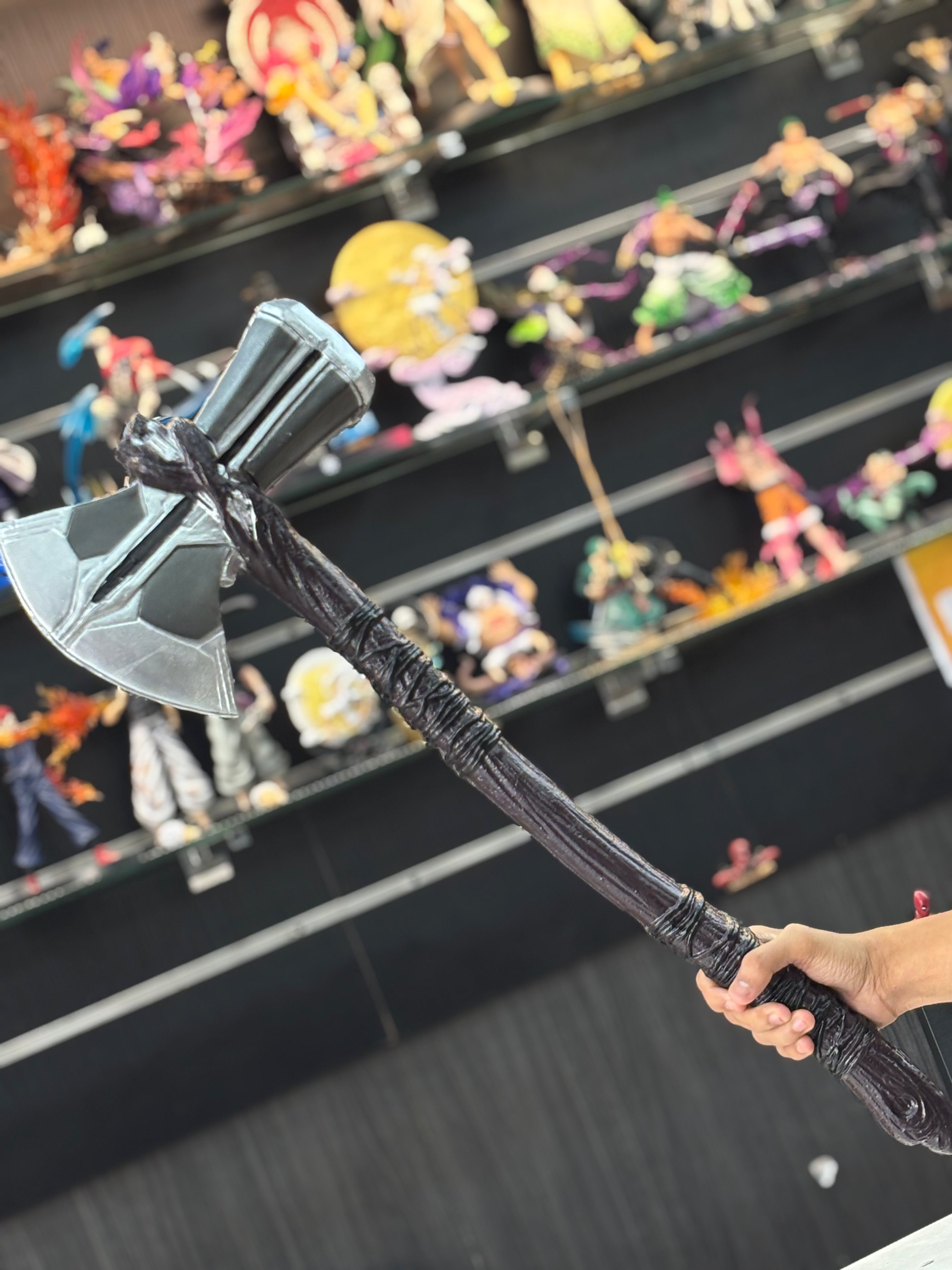 stormbreaker replica 72 cm