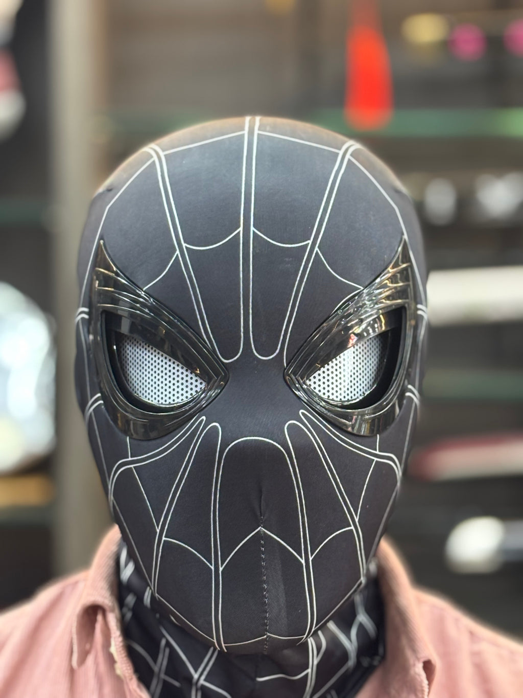 tom holland spiderman jaw movement mask