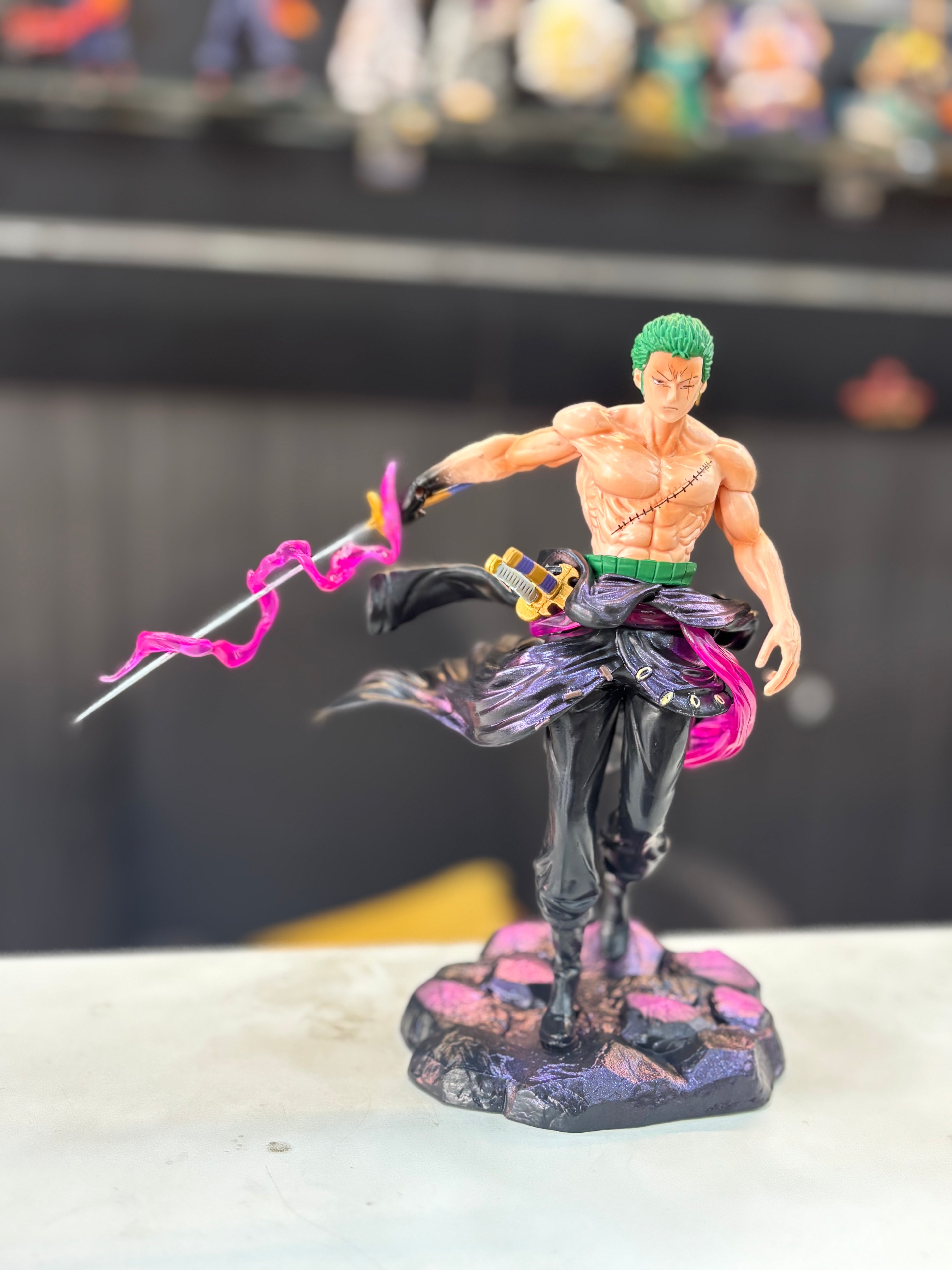 zoro 25 cm haki clad action figure