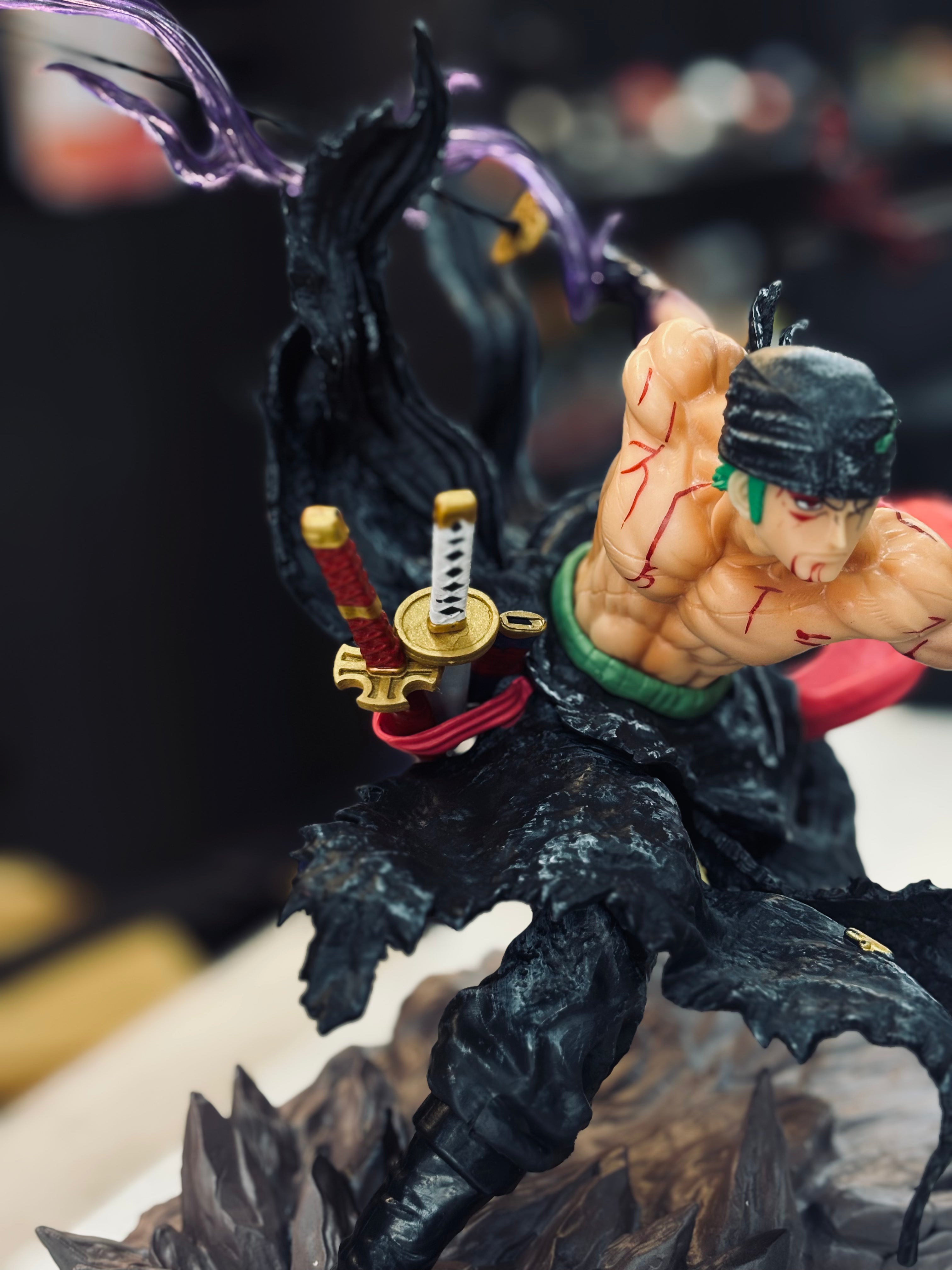 zoro bloody  35 cm premium figure
