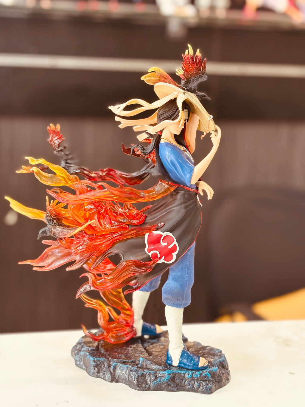 itachi in flames 27 cm premium figure