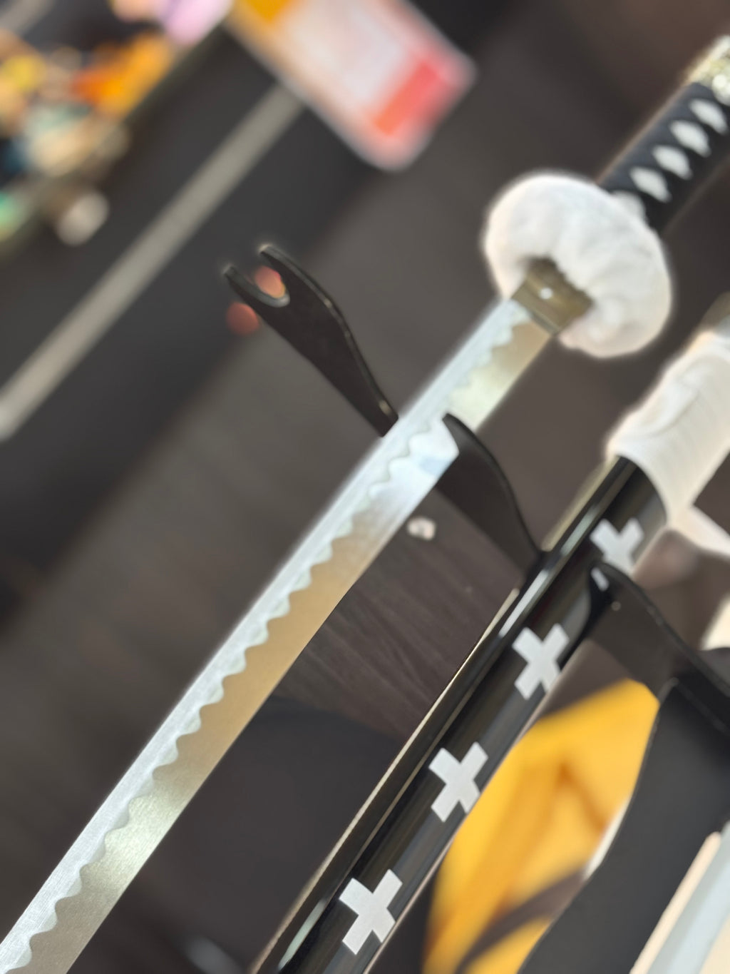 trafalgar law metal alloy  black ver  katana