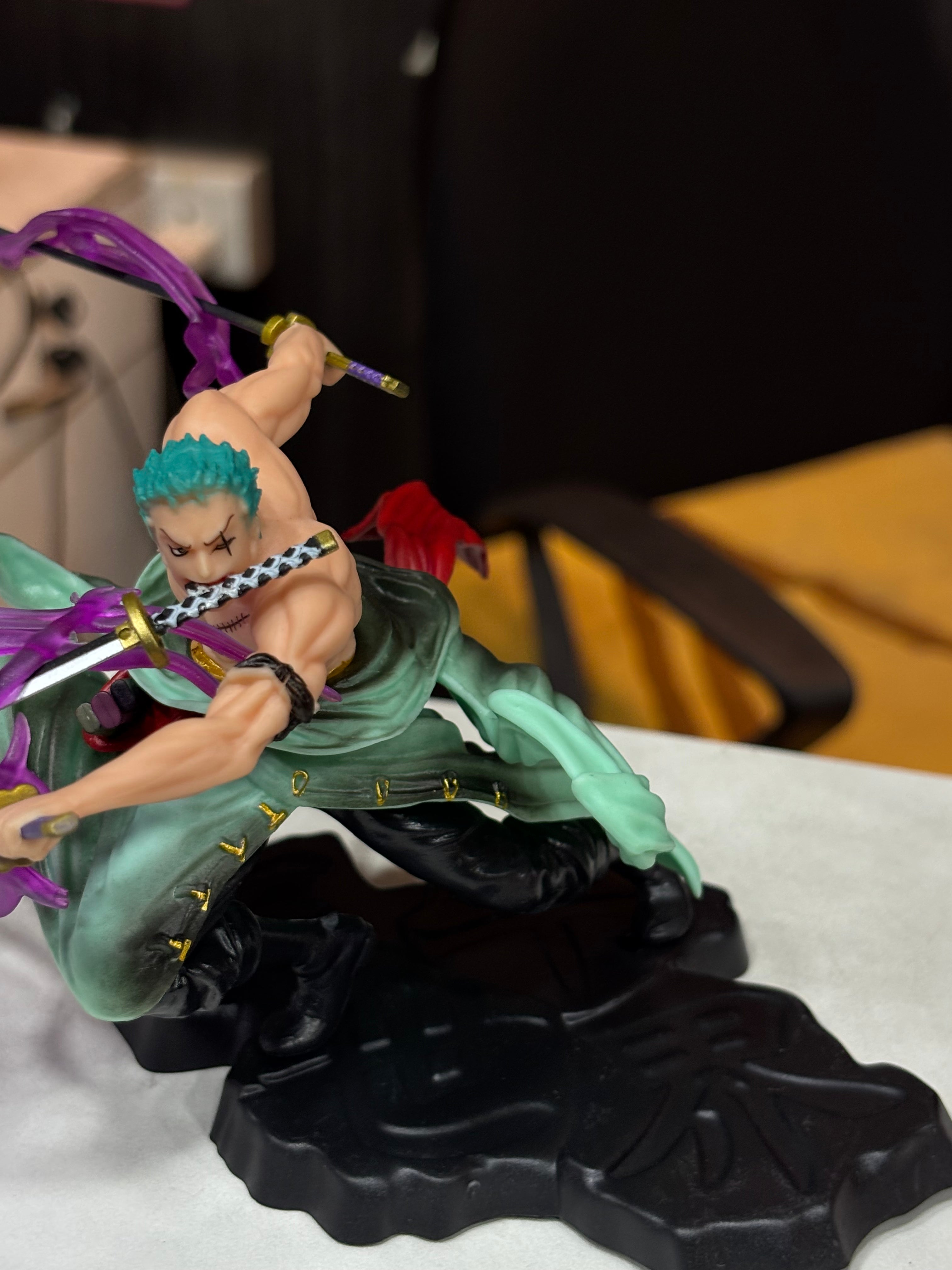 zoro santoryu small 12 cm figure