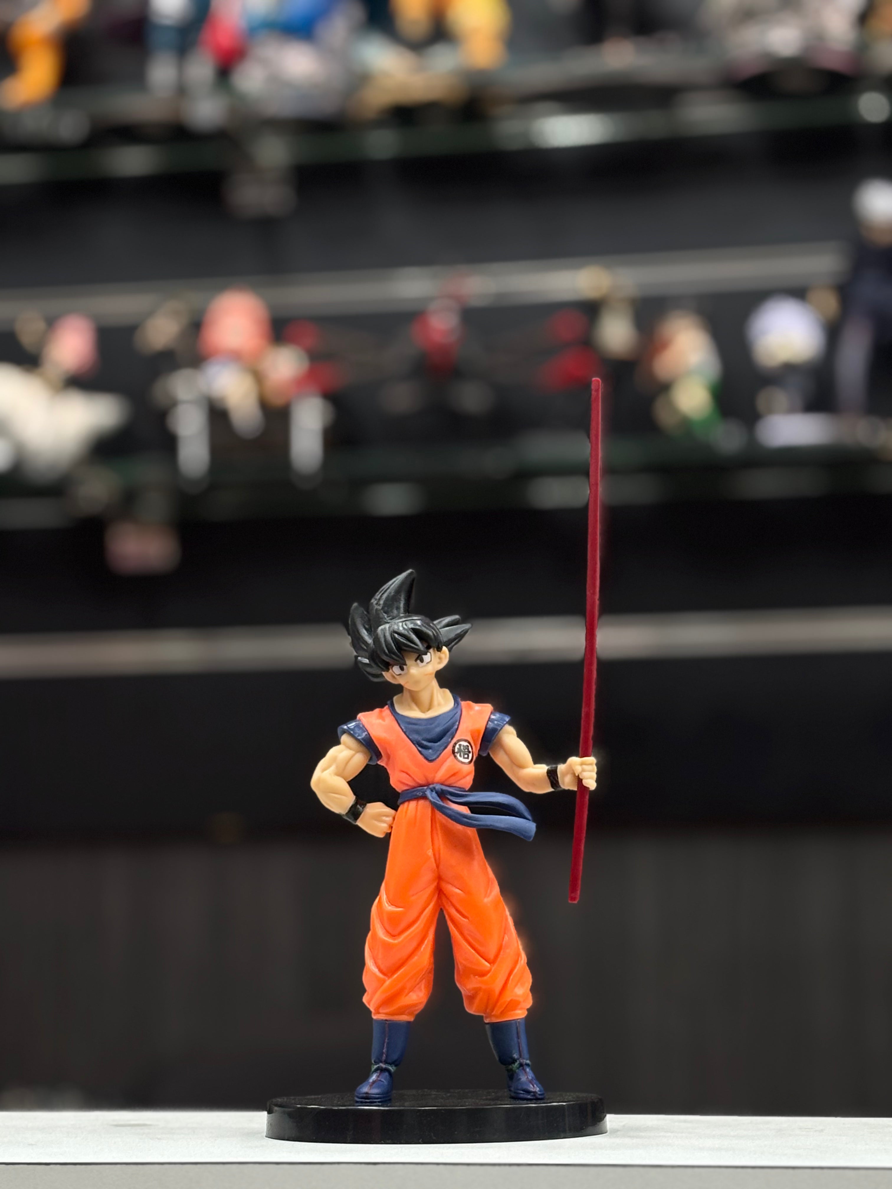 goku with powerpole 20 cm figure