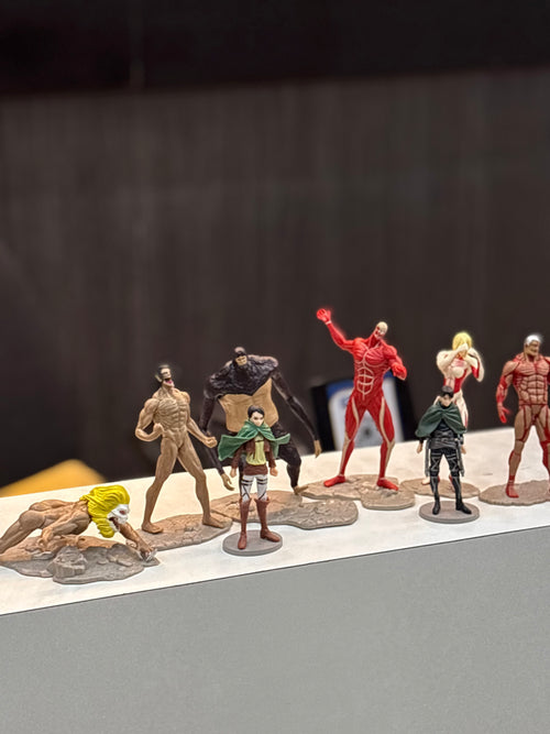 attack on titan 12 cm set