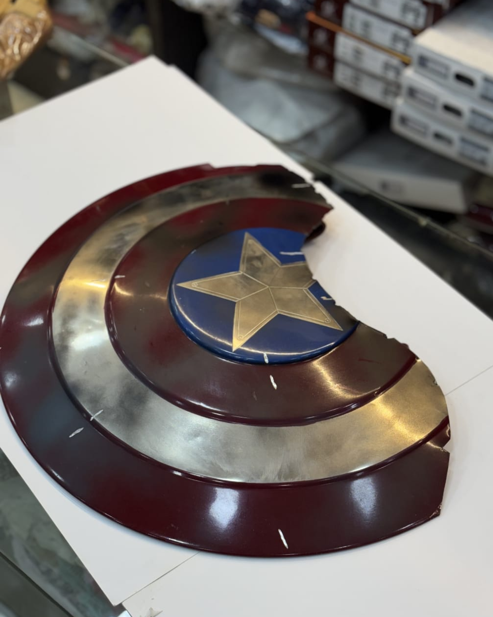 Captain America 1:1 metal shield
